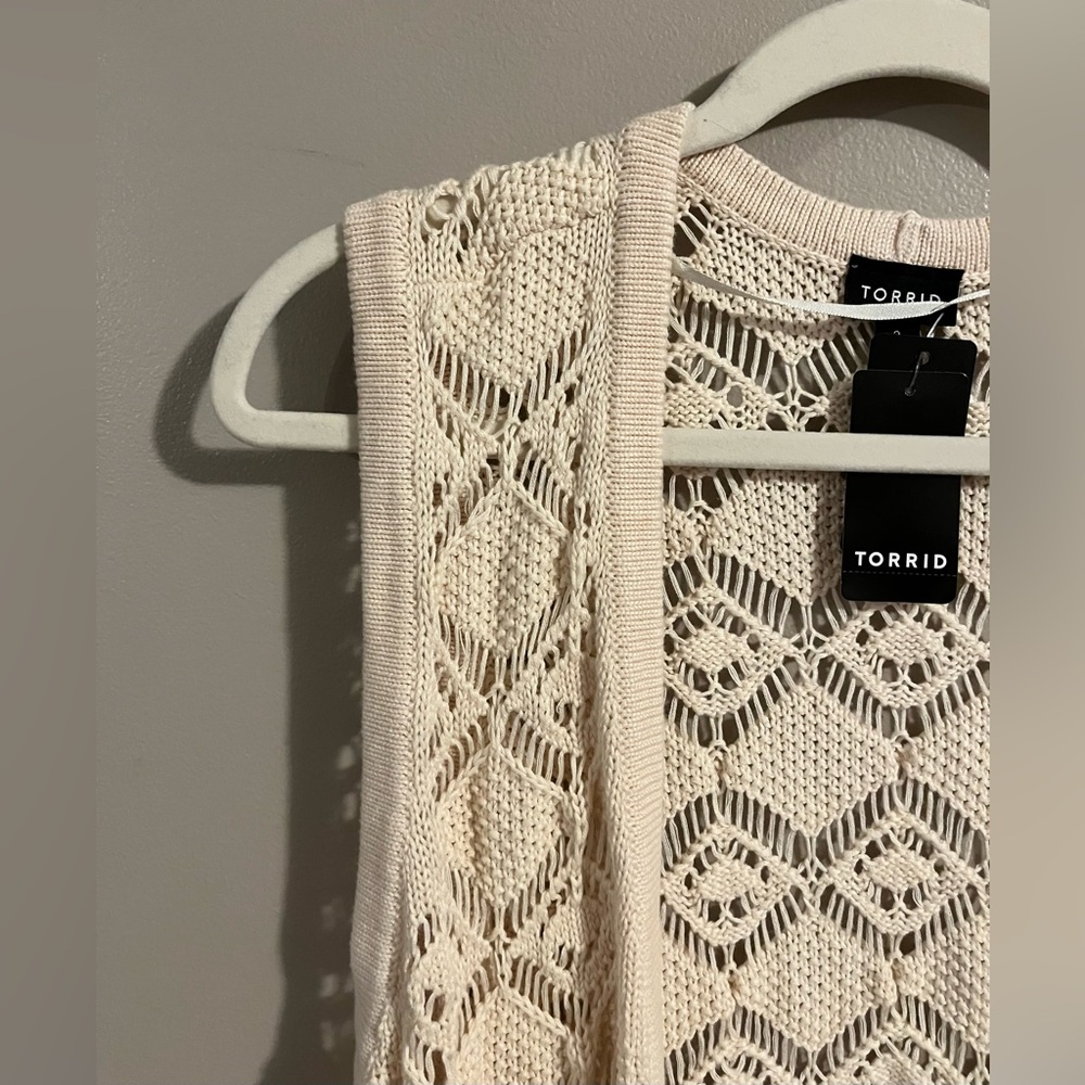 Torrid Cream Crochet Fringe Vest - Picture 5 of 7